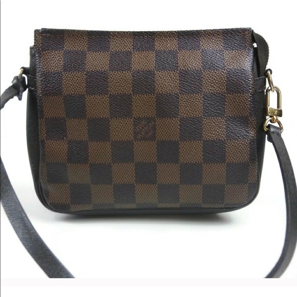 Louis Vuitton makeup bag - Picture 2 of 8